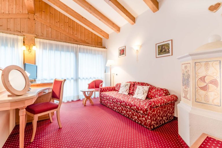 junior-suite-pineta-pastry-hotel-dolomiti-marmolada-rocca-pietore-1