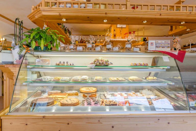 pineta-pastry-hotel-dolomiti-marmolada-rocca-pietore-malga-ciapela-sottoguda-7